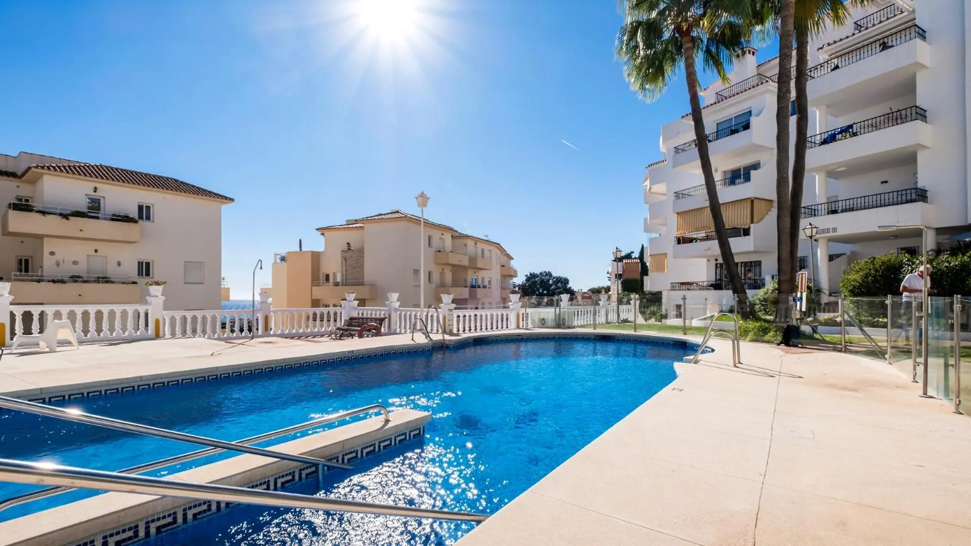 Sunny Flat With Pool In Riviera Del Sol By Costarentals - Ref 96 Sitio de Calahonda