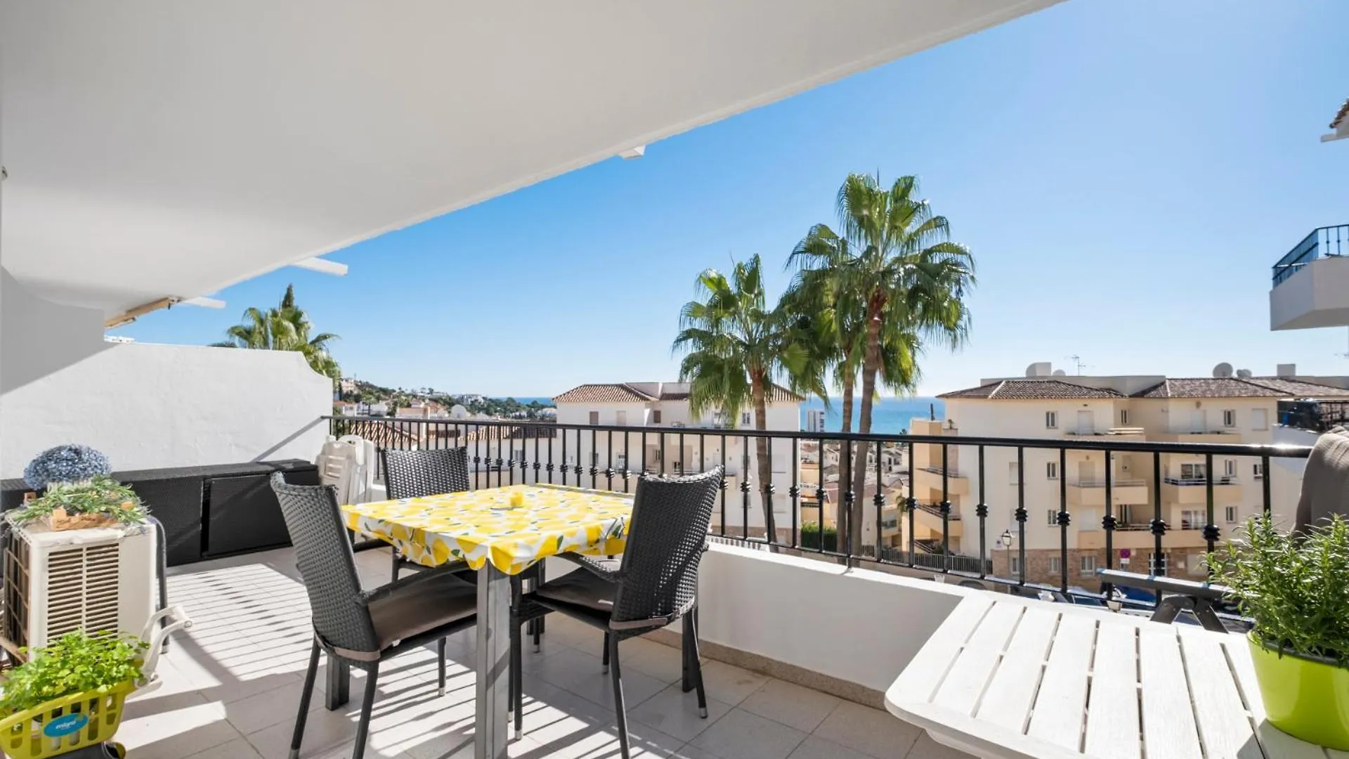 Apartment Sunny Flat With Pool In Riviera Del Sol By Costarentals - Ref 96 Sitio de Calahonda